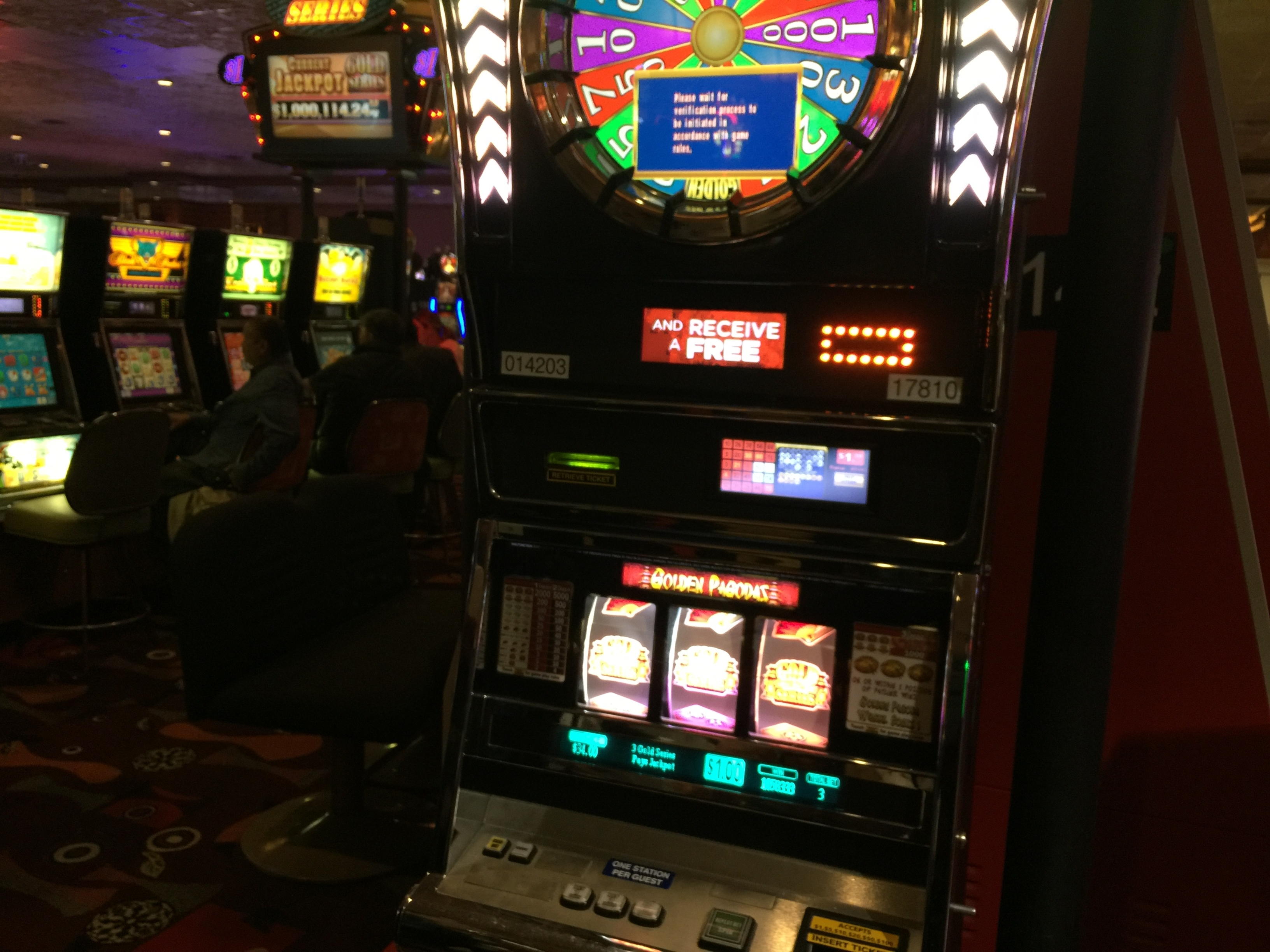 285 Free casino spins at The Best Casino 
