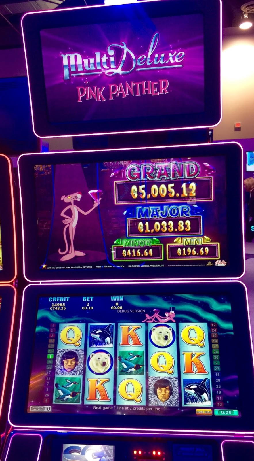 €1720 No deposit bonus casino at Royal Vegas Casino