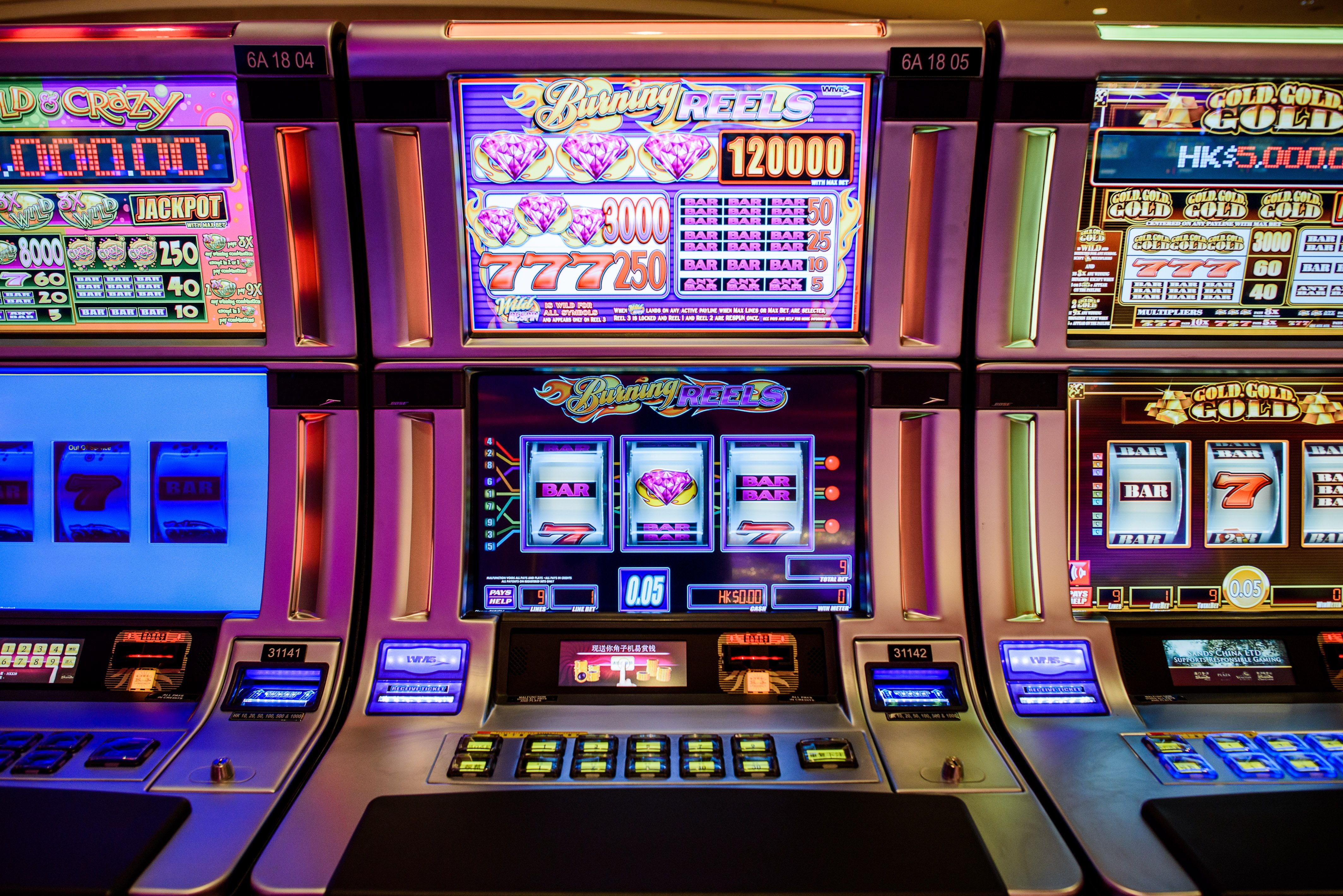 Eur 245 Daily freeroll slot tournament at King Billy Casino