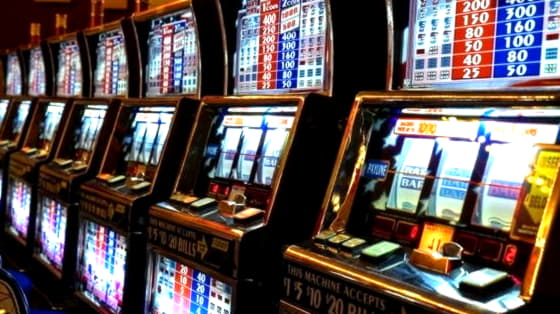 Eur 3380 No deposit at Slotscom Casino