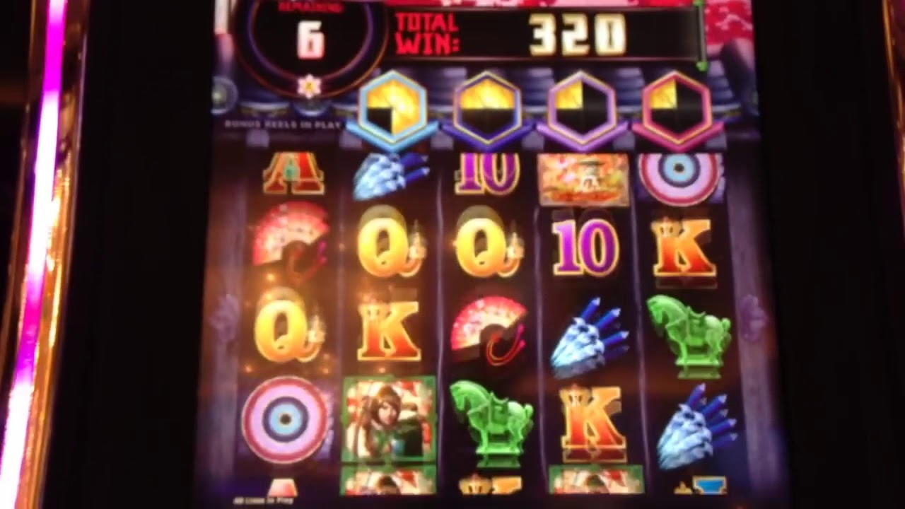 Eur 490 FREE Chip at Royal Vegas Casino