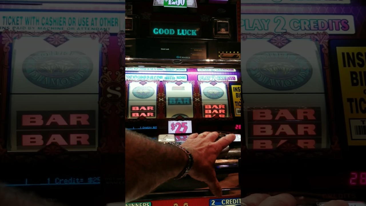 EUR 250 No Deposit Bonus at Treasure Island Jackpots Casino (Sloto Cash Mirror)