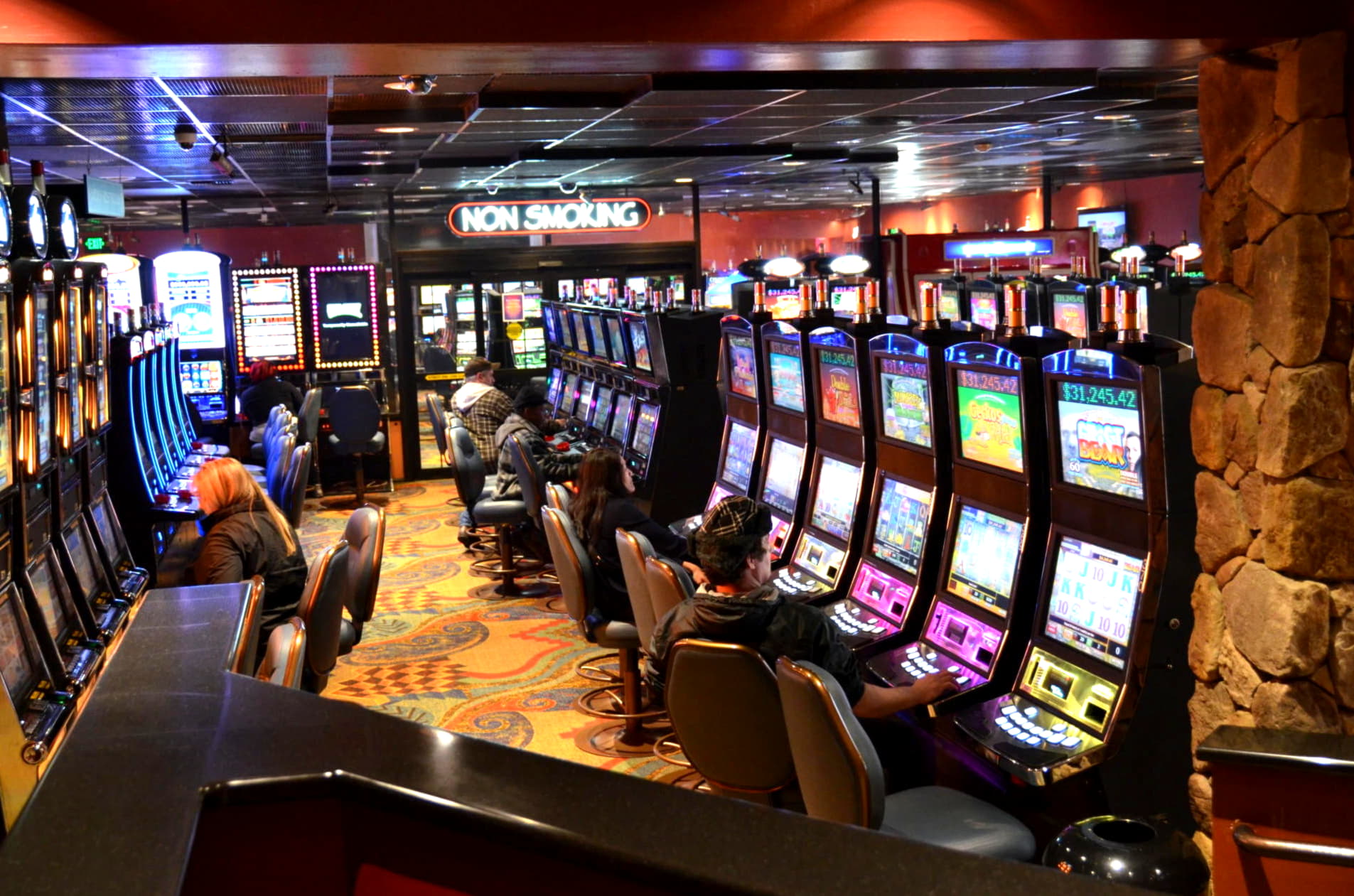 EUR 570 Free casino chip at Black Diamond Casino