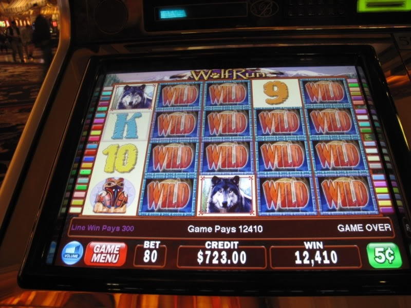 120 Free casino spins at Raging Bull Casino