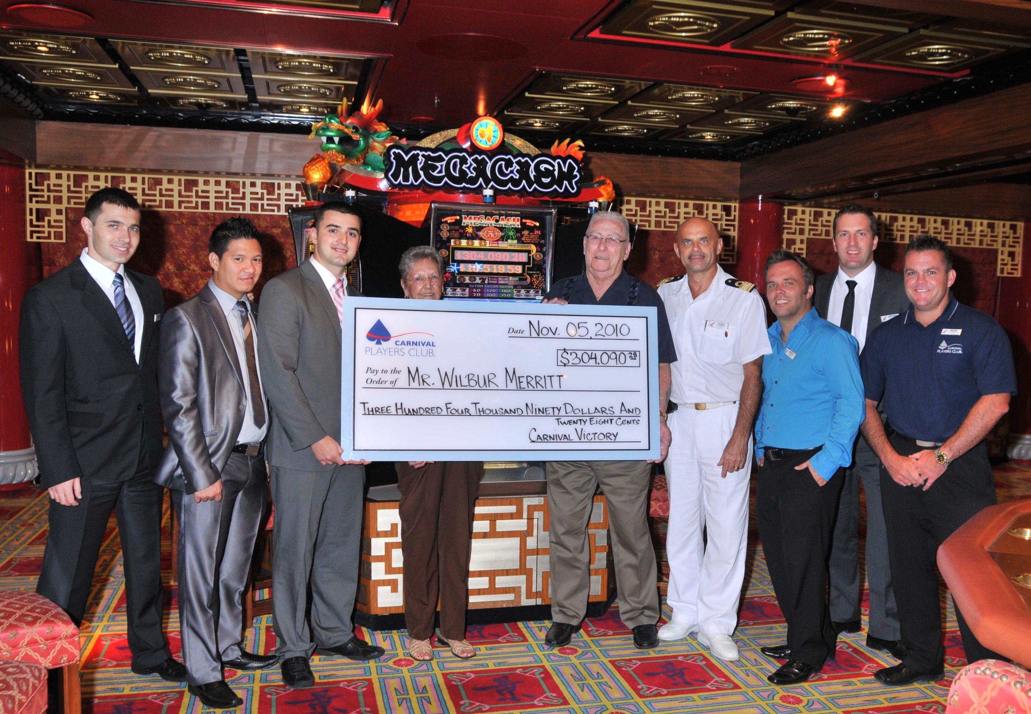 EURO 405 Mobile freeroll slot tournament at Golden Lion Casino