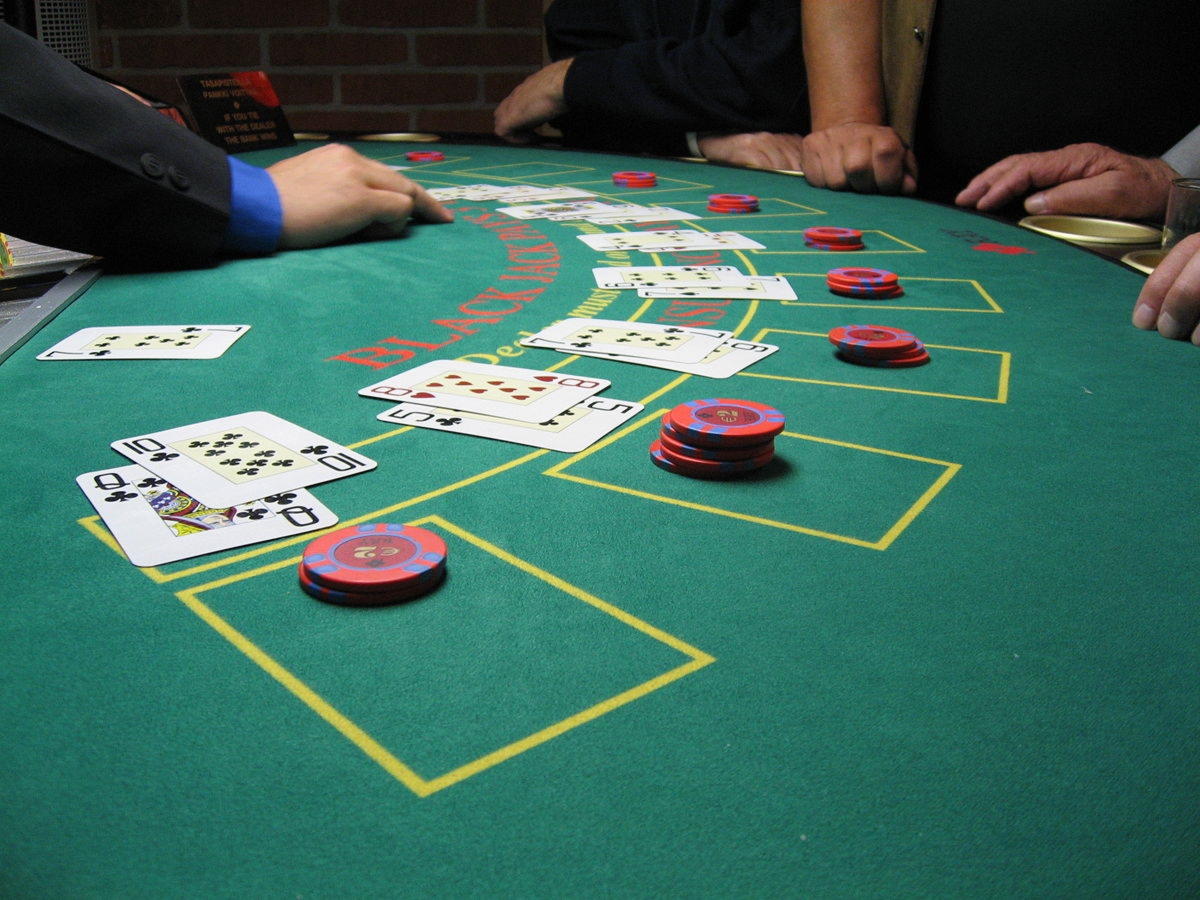 €680 Casino chip at CoolCat Casino