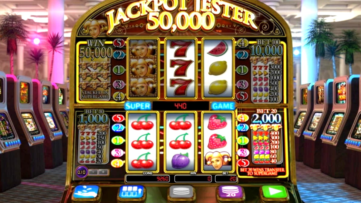 Eur 325 Free Cash at Royal Vegas Casino