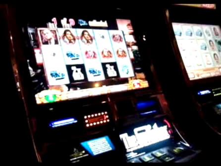 EURO 105 free casino chip at CoolCat Casino