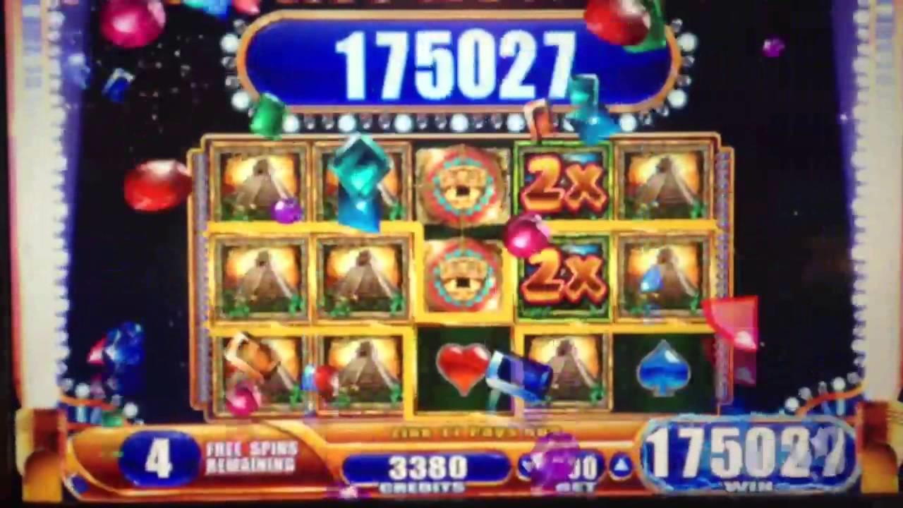295 Free spins at Royal Vegas Casino