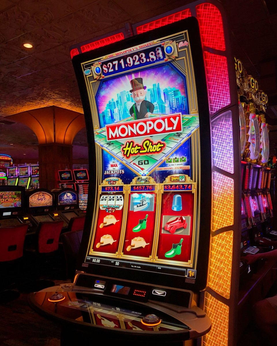 $515 Free Money at Slotscom Casino