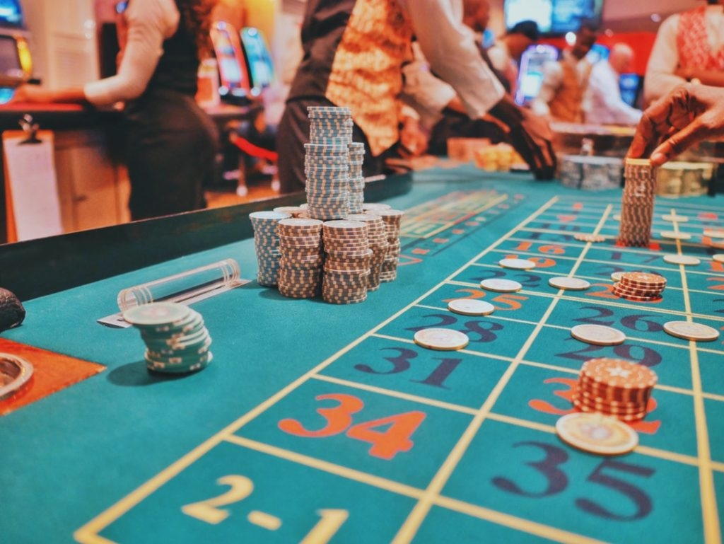 240 Loyalty Free Spins! at Emu Casino