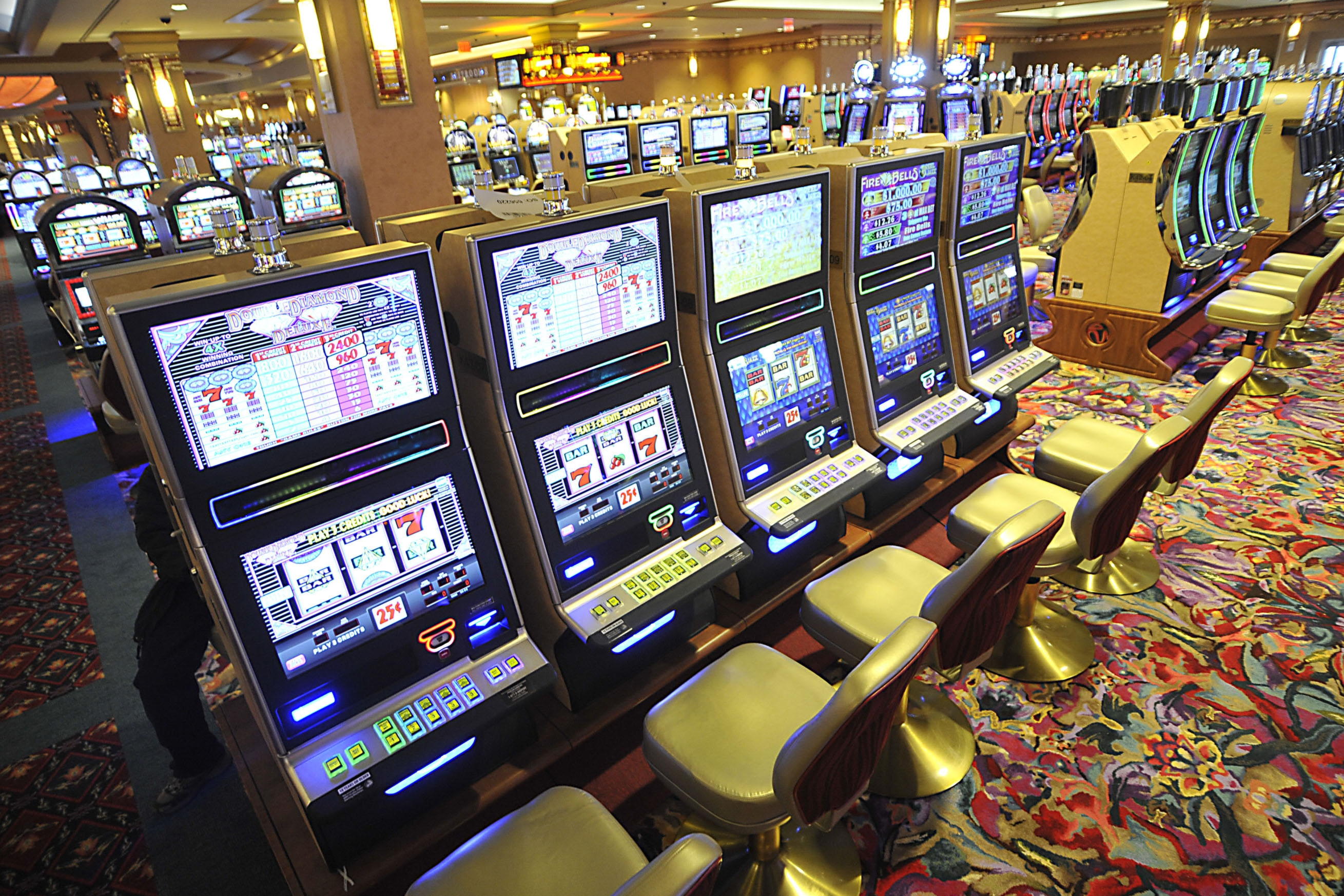 915% Match at a casino at Treasure Island Jackpots Casino (Sloto Cash Mirror)