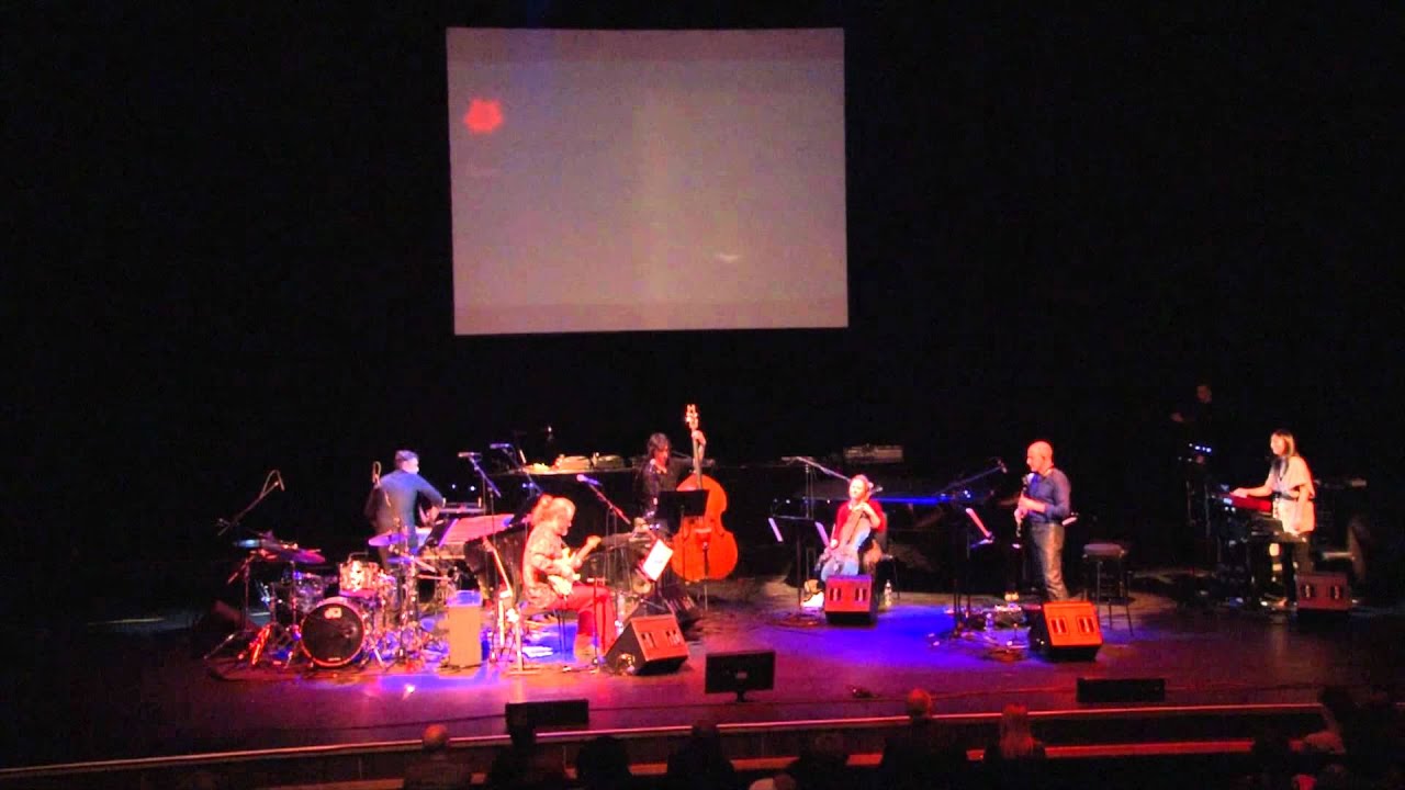 Field Recordings: Tyondai Braxton "Online Casino Australian Trem"