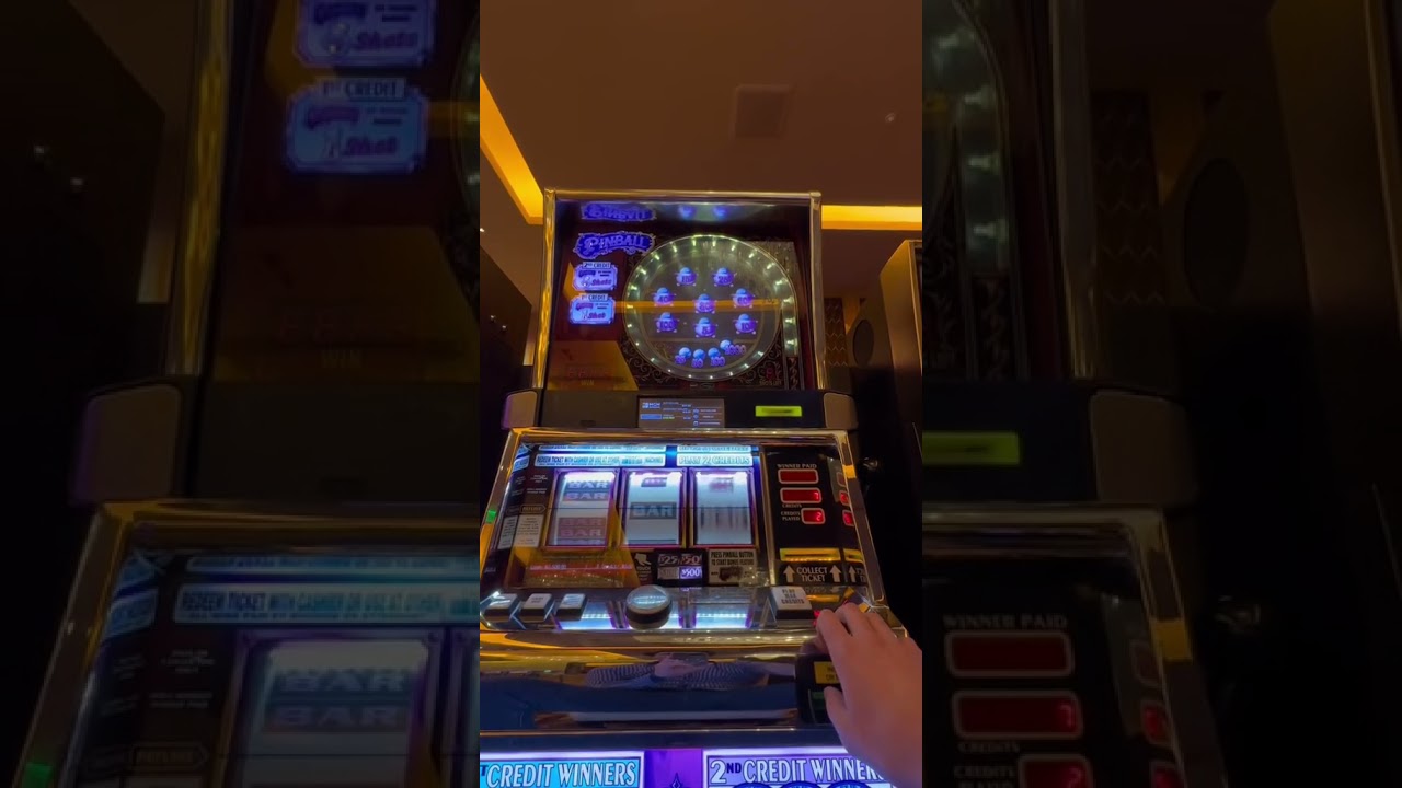 $1000 A SPIN SLOT IN LAS VEGAS! CRAZY! #blackjack #Australian Casino #vegas #slots #losing #pinball