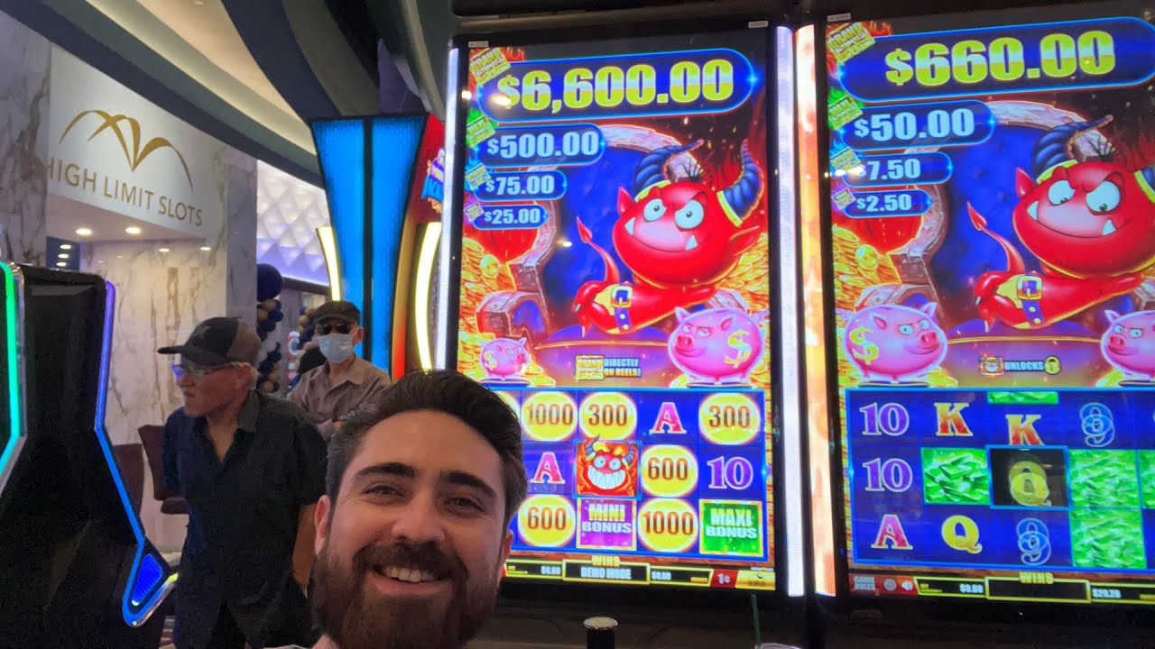 LIVE Playing Slots at the Australian Casino!