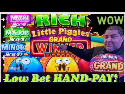 GRAND JACKPOT on depression bet playing RICH Little Piggies #handpay #Australian Casino #slots